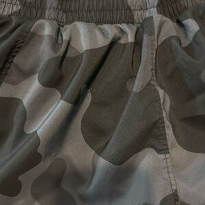 Camo all in motion athletic shorts